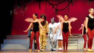 Mikaela Sheridan (as Dorothy) and the cast of Wizard of Oz, Jr. performing 'The Jitterbug'