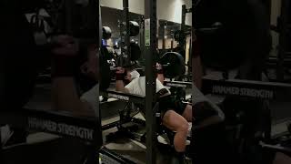 19歳/インクラインベンチプレス140kg7セット目/ マイクオハーンに憧れて今年からインクライン始めた大学生　#shorts #ベンチプレス #筋トレ#workout  #19歳 #140kg