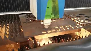 Fiber laser cutting 20mm carbon steel