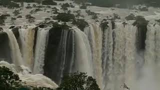 அதிரப்பள்ளி (புன்னகை மன்னன்):Water Falls in Kerala