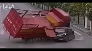 Idiots in Cars | China | 27