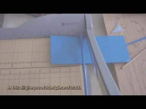 How To Make Simple Jewelry Display Cards - DIY Style Tutorial - Guidecentral How To Make Simple Jewelry Display Cards - DIY Style Tutorial - Guidecentral