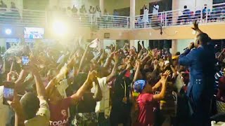 Elder Kwasi Mireku fires up church with Hot Pentecost Praise \u0026 Worship🔥