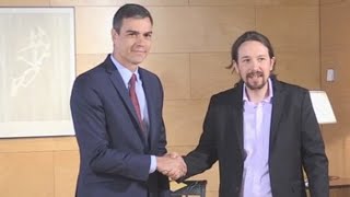 Iglesias allana la investidura de Sánchez con su renuncia a ser ministro