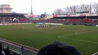 FC St.Pauli vs. 1. FC Köln Einlauf 29.1.2011