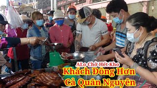 Cận cảnh chị Mai Tết xổ hết cả kho heo quay vẫn không đủ bán cho khách