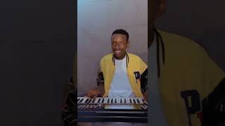 Pianist GASINZIRA 🎹 na Abasore beza batambira Imana umuriri nonh watse 🔥🔥