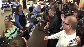 Kentucky Clerk Kim Davis Denies Same-Sex Marriage Lincense | ABC News