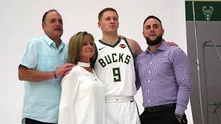 Bucks All-Access: Donte DiVincenzo Arrives In Milwaukee