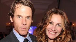Strange Things About Julia Roberts' Marriage