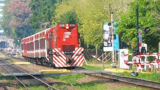 Ferrovías - GM G22 E715 llegando a estación Florida