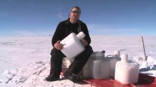 Snow sampling on the West Antarctic Ice Sheet