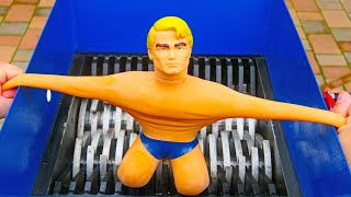 STRETCH ARMSTRONG VS FAST SHREDDER!