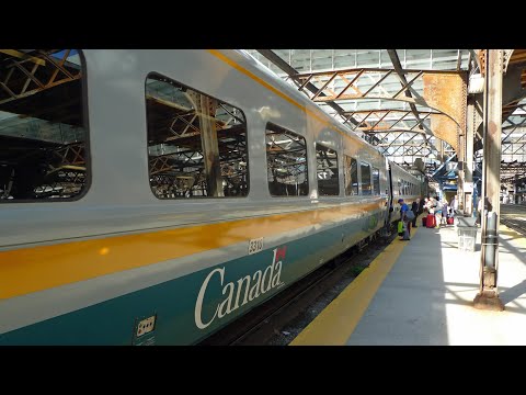 Toronto to Montreal by train with VIA Rail Canada Toronto to Montreal by train with VIA Rail Canada