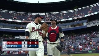 PHI@ATL: Johnson fans Ruiz, notches save