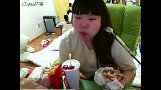 왕쥬 맥도날드 햄버거세트 먹방 1편 mukbang