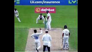 Mohammad Rizwan bowling today in County Championship 2022 | Rizwan first time bowling in a match