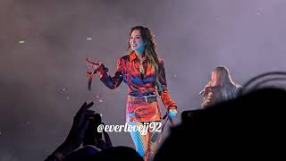 [FANCAM] 2NE1- Gotta Be You (Welcome back concert Day 1 in Singapore)