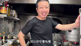 餐馆忙完蒸剁椒鱼头吃，没想到胖妹要求吃鱼片？这样搭配看着不错