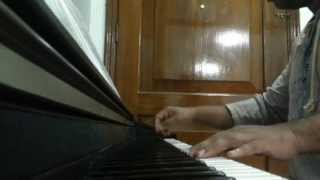 Raja Rani Theme Song (A Love for Life) on Piano by Saja Bachi