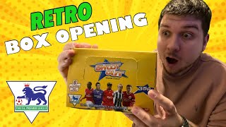Opening a 2006/07 RETRO Shoot Out Football cards Box