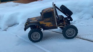 FMS - FCX24 - Power Wagon: Real short run....it's cold!