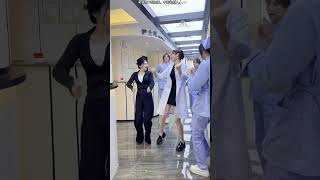 子怡 静静 格局打开 | 眼光一定要放长远 #shortsvideo #dance #nurses #dancevideo