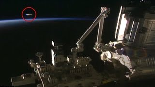 【衝撃動画】　NASAのISSのライブ動画配信中にUFOが映り込みその後配信停止に