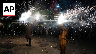 Hindus in Pakistan celebrate Diwali with prayers and fireworks