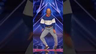 Theezer - Landing (America's got Talent meme)