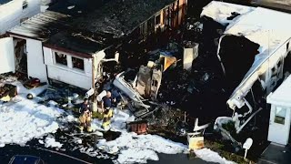 Overnight fire destroys mobile homes in Hallandale Beach