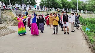 구수한 타령에 어깨춤이 둥실둥실 연변 연길강변에서 2022.7.16