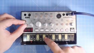 🎵 Korg Volca Bass - Cheap Acid Bass? Knockoff TB-303?