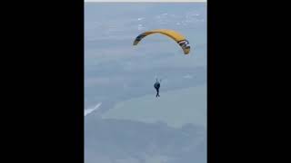 Mujer de nacionalidad turca, murió al caer desde el parapente.