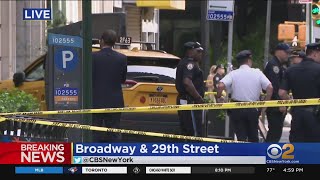 Cab jumps curb, injures several in Manhattan