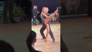 Mirko Maina / Isabel Rossotto #dance #ballroomdance #chacha #latindanceworld #dancesportlife