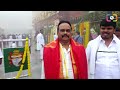 og movie producer dvv danayaa visits tirumala temple og pawankalyan srimedia