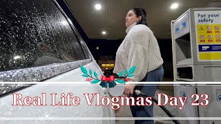 Get ready for Christmas with me! | Vlogmas Day 23 | LiveitlikeLauren