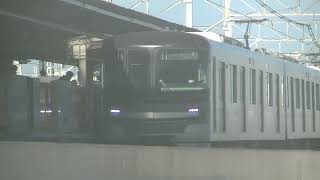 東京メトロ13000系55F　小菅駅1番線着発　20250122