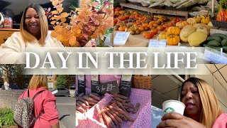 DAY IN THE LIFE 🍁 London farmer's market, trying PSL, autumn fall florals & movie night!