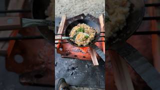 👲🏻簡単パラパラチャーハン⏩レシピはコメント欄#キャンプ飯 #camping #outdoorcooking #asmr