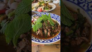 ส้มตำลุงพล หนองไม้แดง เมืองชลบุรี ตำป่า ไก่ย่าง ลาบหมูคั่ว ข้าวเหนียวร้อนๆ | อาหารอีสาน