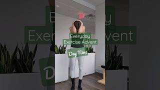 Mobilize your upper back with today's everyday exercise advent