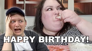 HAPPY BIRTHDAY FOODIE BEAUTY!