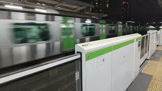 西日暮里駅 山手線E235系 発車と到着