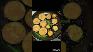 বেগুন ভাজা কার কার প্রিয়😋#shortvideo