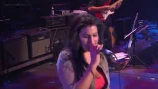 Amy Winehouse: Stronger Than Me (Live)