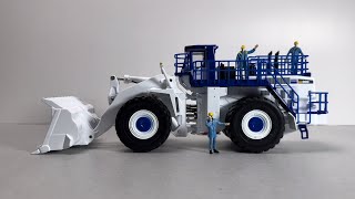 FIRST GEAR KOMATSU (WHITE EDITION) WA900-3,Wheel Loader,Scale 1:50. #fyp