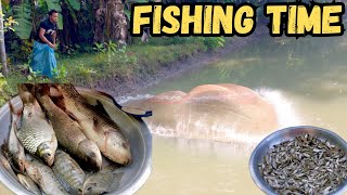 পুকুর থেকে দেশি মাছ ধরার ভিডিও। Fantastic Net Fishing | Amazing hand fishing।