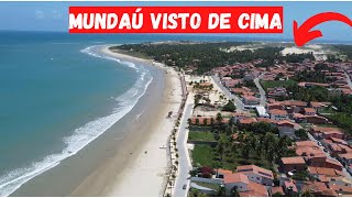 Distrito de mundaú visto de cima, linda praia do Ceará, drone